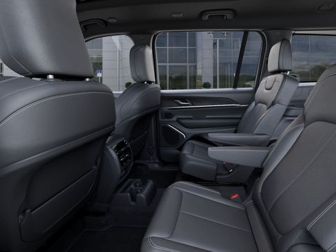 New 2026 Jeep Grand Cherokee L Limited AWD/4WD image 23