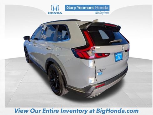 Used 2024 Honda CR-V Sport image 9