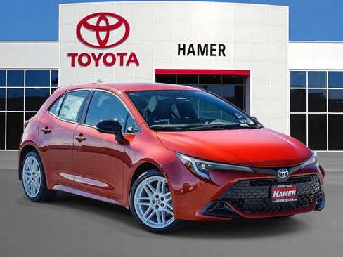 New 2026 Toyota Corolla SE FWD image 1