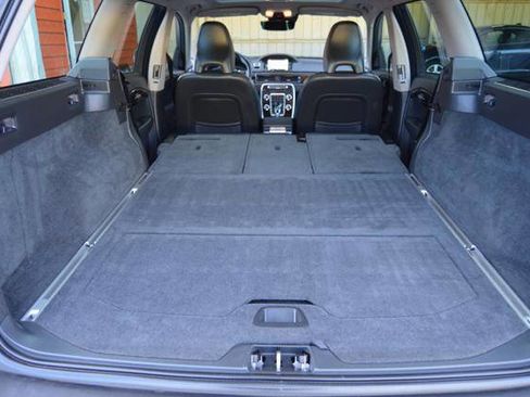 Used 2016 Volvo XC70 T5 Premier w/ Proximity Package image 39