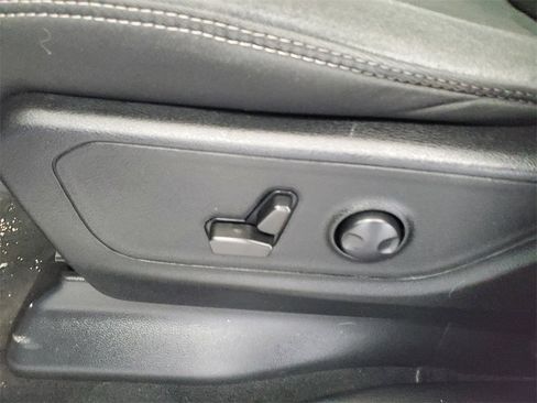 Used 2022 RAM 1500 Big Horn image 7