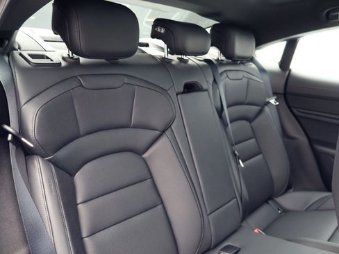 New 2026 Porsche Taycan image 23