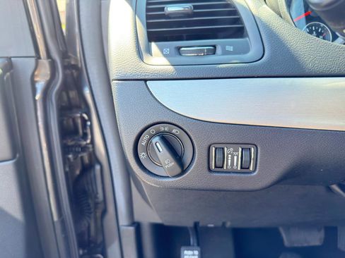 Used 2019 Dodge Grand Caravan GT w/ Safety Sphere Group FWD image 46