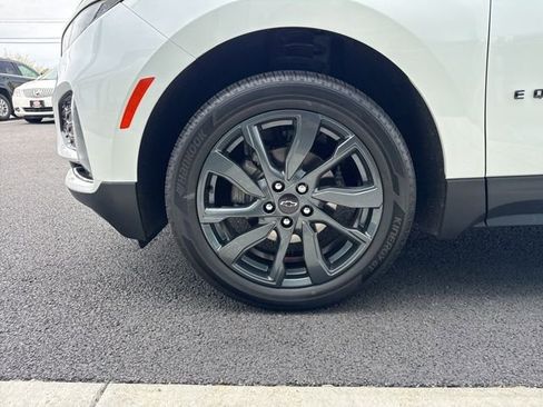 Used 2023 Chevrolet Equinox RS w/ RS Leather Package AWD/4WD image 9