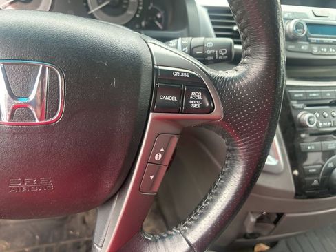 Used 2011 Honda Odyssey Touring image 25