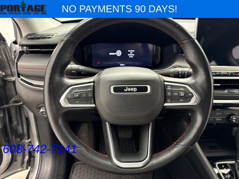 Used 2022 Jeep Compass Trailhawk w/ Trailhawk Elite Group AWD/4WD image 16