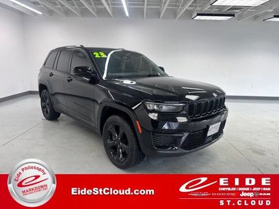 Used 2023 Jeep Grand Cherokee Altitude