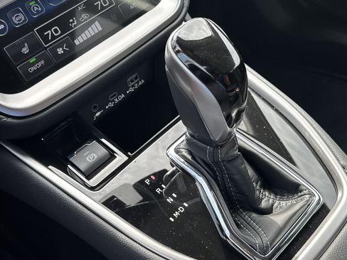 New 2025 Subaru Outback Premium image 23