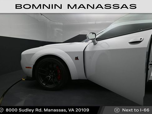 Used 2022 Dodge Challenger R/T Scat Pack RWD image 13