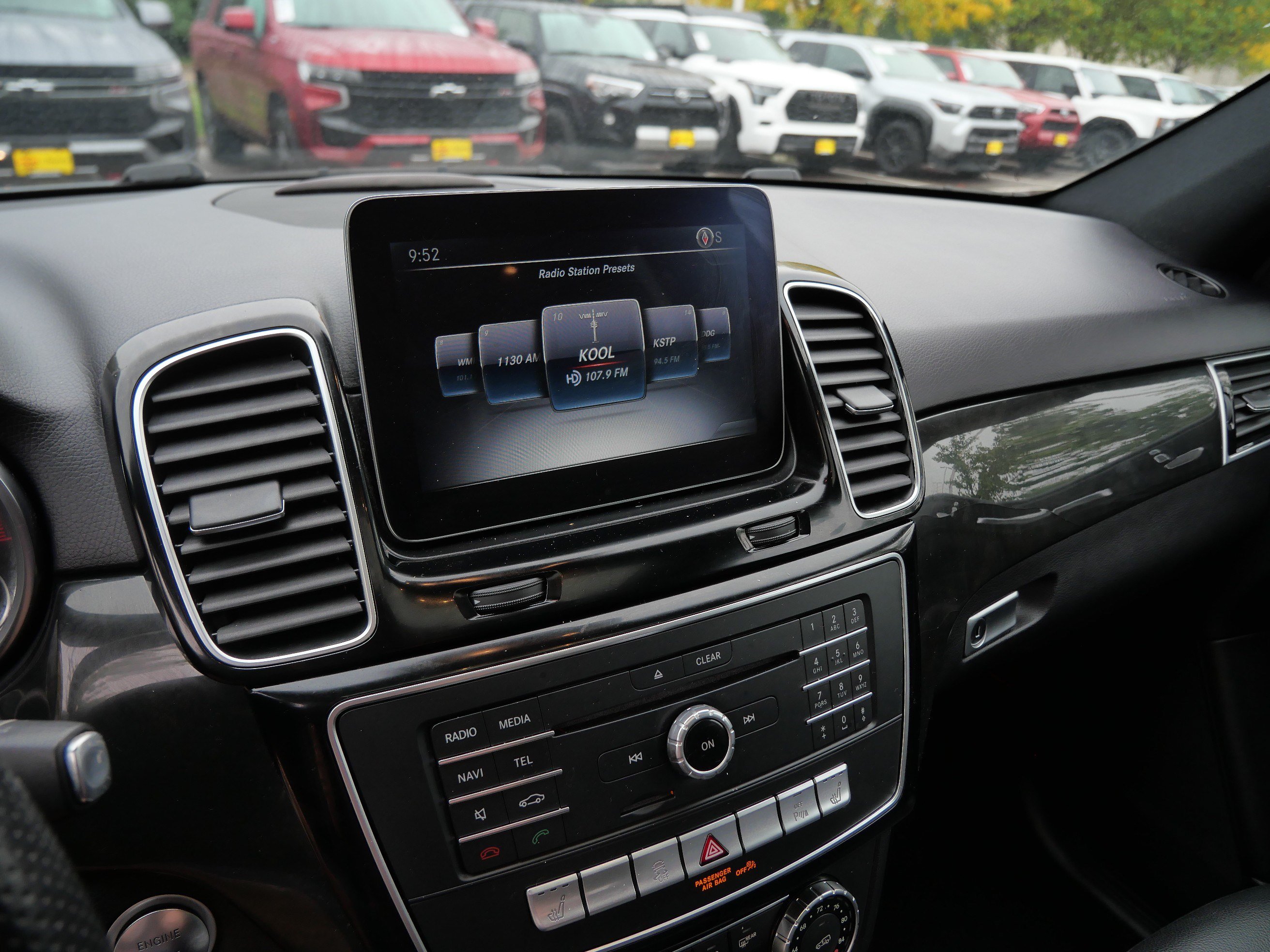 Used 2017 Mercedes-Benz GLE 350 4MATIC image 22