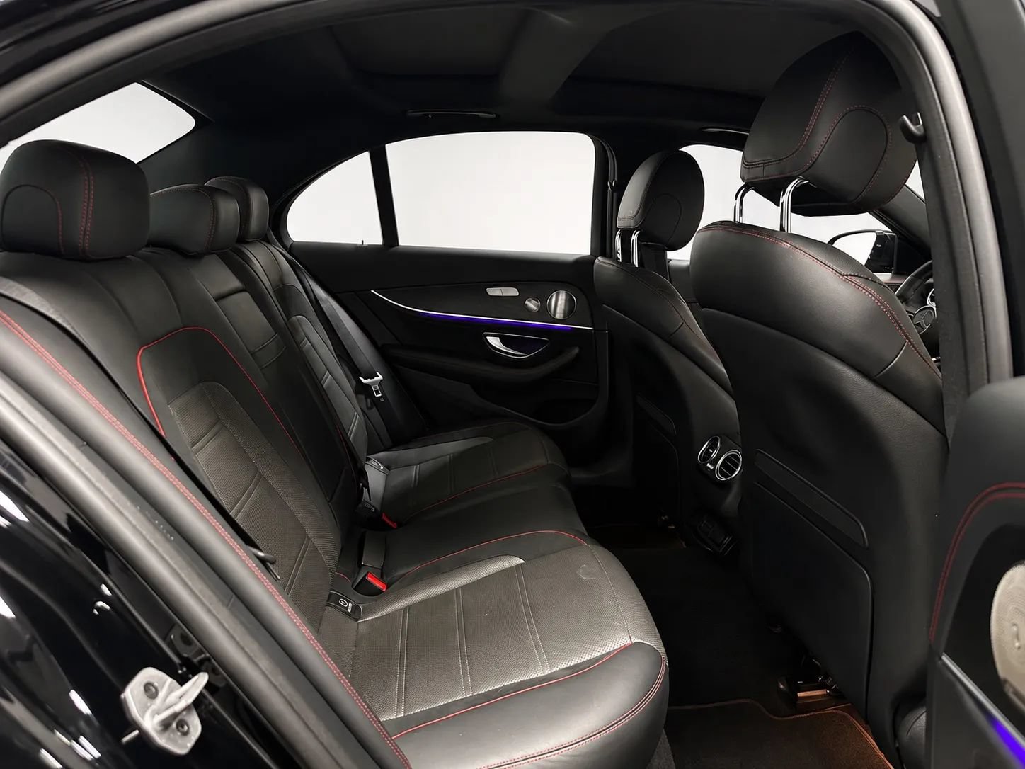 Used 2022 Mercedes-Benz E 53 AMG 4MATIC Sedan image 22