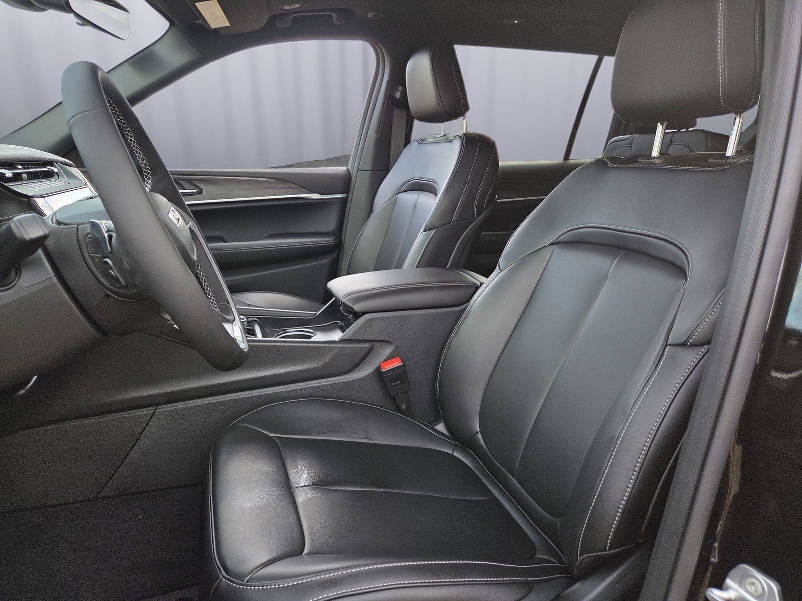 New 2026 Jeep Grand Cherokee L Limited w/ Limited Altitude Package RWD image 13