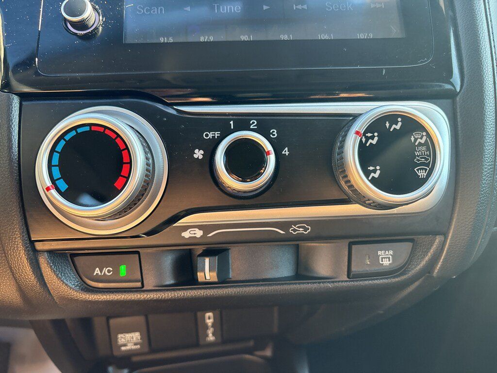 Used 2020 Honda Fit EX image 24
