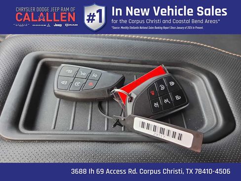 Used 2023 GMC Yukon AT4 w/ AT4 Premium Plus Package AWD/4WD image 28