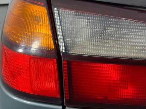 Used 2002 Subaru Outback Wagon image 29