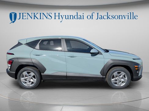 New 2026 Hyundai Kona SE FWD image 2