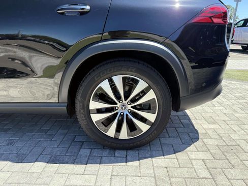 Certified 2025 Mercedes-Benz GLE 350 4MATIC image 11