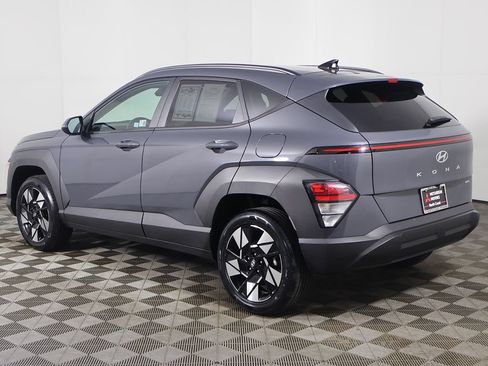 Used 2024 Hyundai Kona SEL w/ Convenience Package AWD/4WD image 8
