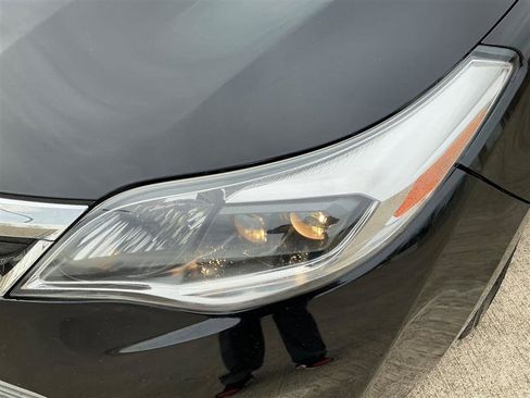 Used 2015 Toyota Avalon XLE Touring Sport Edition image 18