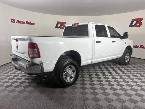 Used 2024 RAM 2500 Tradesman w/ Chrome Appearance Group AWD/4WD image 6