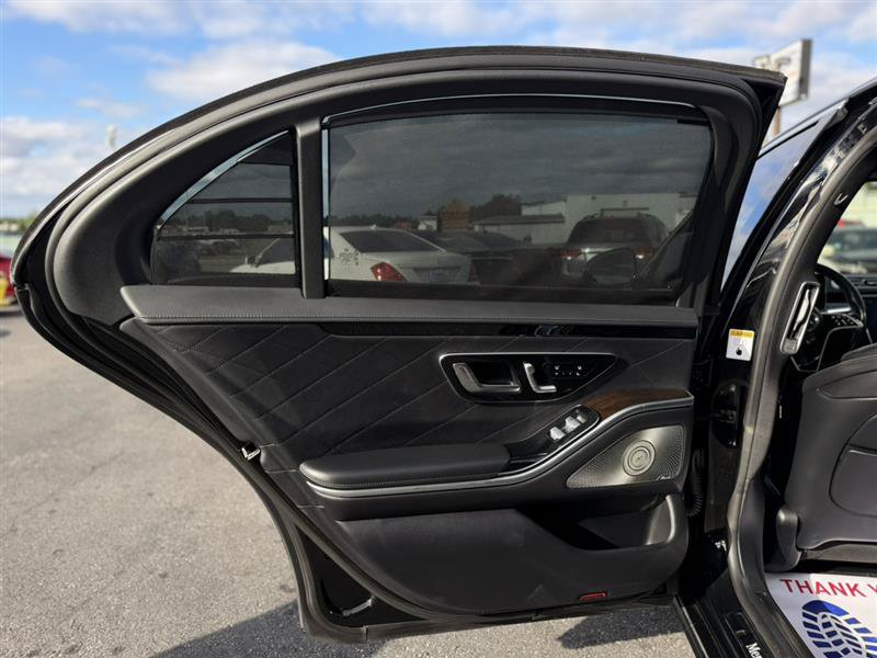 Used 2022 Mercedes-Benz S 580 4MATIC Sedan w/ Rear Seat Package image 66