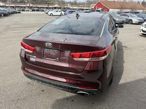 Used 2017 Kia Optima LX image 8