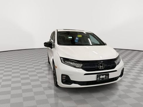 Used 2025 Honda Odyssey Sport-L image 2