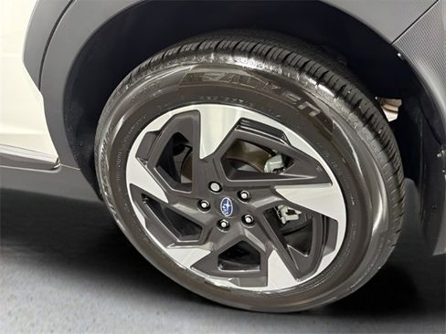 Certified 2025 Subaru Crosstrek 2.5i Limited w/ Popular Package #4A image 34