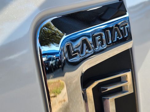 Used 2020 Ford F250 Lariat w/ Lariat Ultimate Package image 11