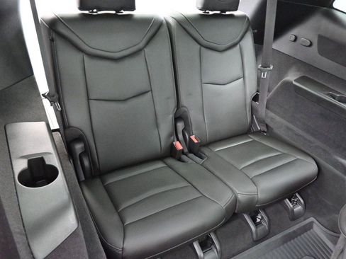 Certified 2024 Cadillac XT6 Premium Luxury w/ LPO, Floor Liner Package AWD/4WD image 37