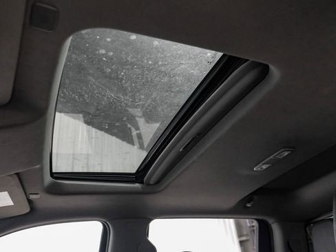 Used 2020 GMC Sierra 3500 Denali w/ Denali Ultimate Package image 23