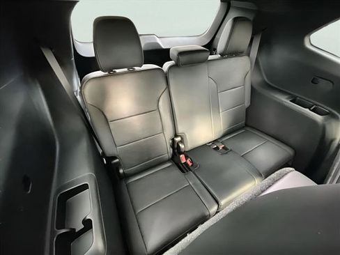 New 2026 Buick Enclave Sport Touring w/ Power Package FWD image 27