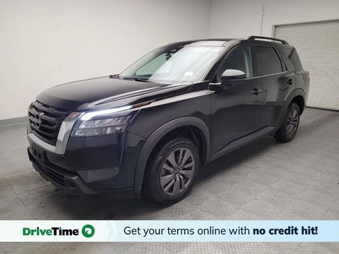 Used 2023 Nissan Pathfinder SV FWD image 1