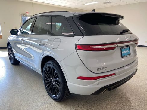 Used 2025 Lincoln Corsair Reserve w/ Jet Appearance Package AWD/4WD image 13