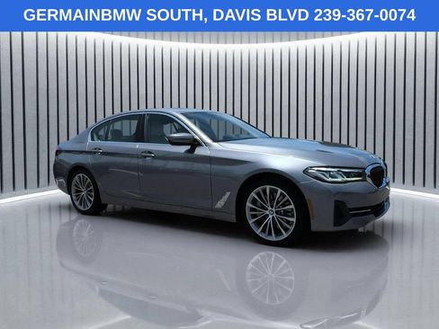 Certified 2023 BMW 530i w/ Luxury Seating Package RWD image 3