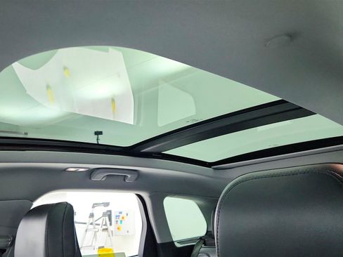 Used 2020 Lincoln Corsair Reserve w/ Appearance Package image 27