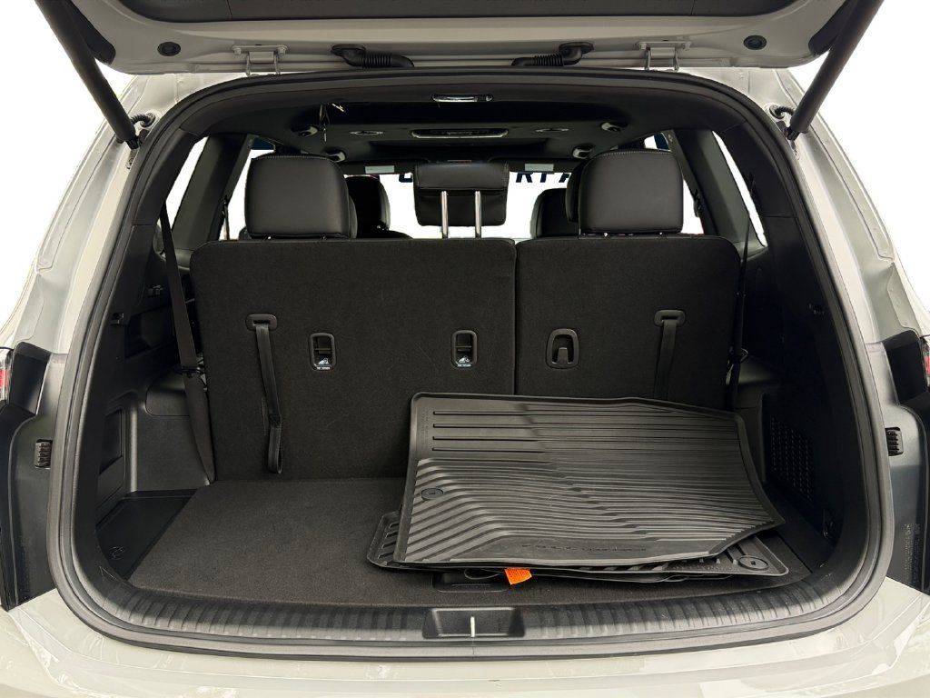 Used 2025 Kia Telluride EX X-Line AWD/4WD image 11