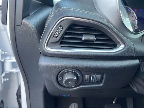 New 2026 Chrysler Pacifica Limited w/ S Appearance Package image 23