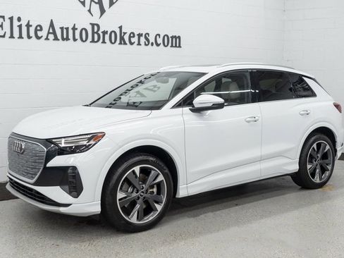 Used 2022 Audi Q4 e-tron Prestige image 40