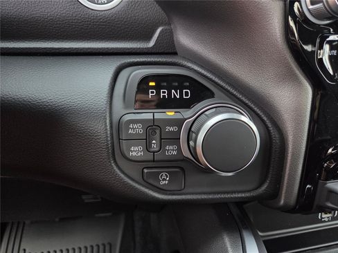 New 2026 RAM 1500 Big Horn AWD/4WD image 17