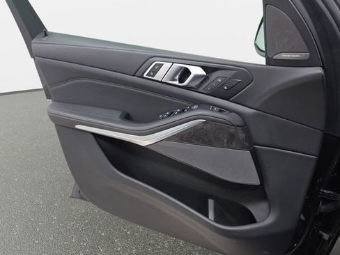 Used 2024 BMW X5 xDrive40i AWD/4WD image 27