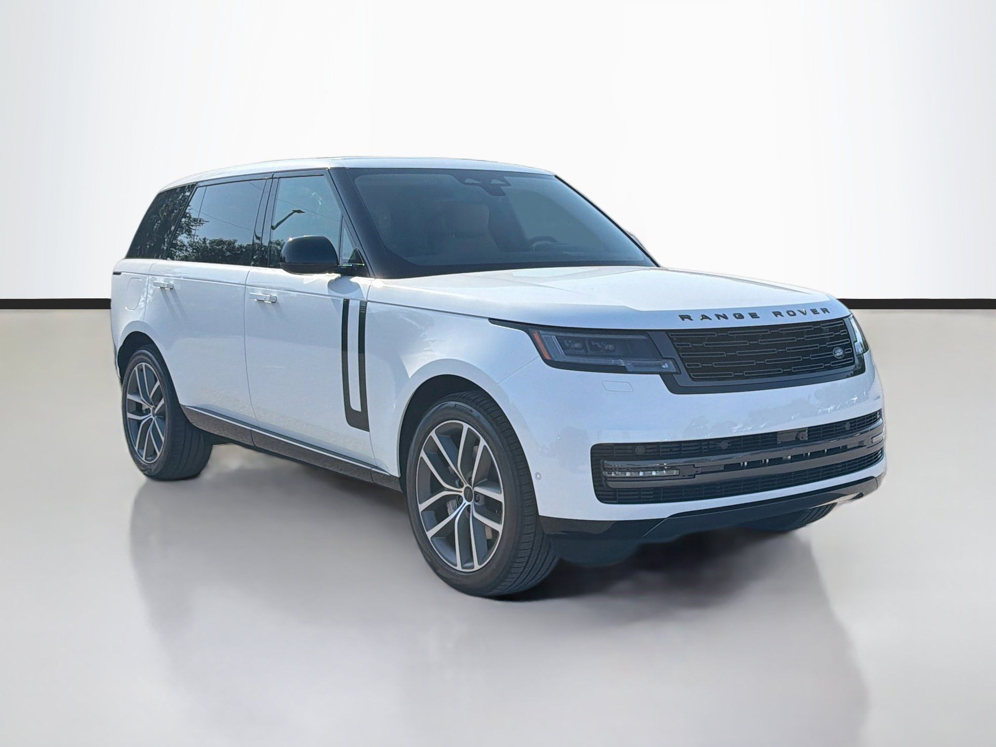 New 2026 Land Rover Range Rover Long Wheelbase SE AWD/4WD image 7