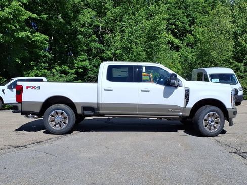 New 2026 Ford F350 4x4 Crew Cab Super Duty image 4