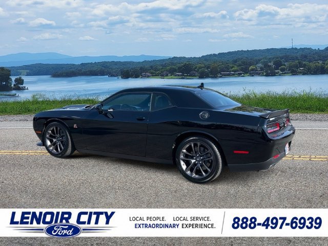 Used 2023 Dodge Challenger R/T Scat Pack w/ Plus Package RWD image 5