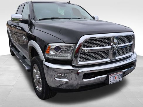 Used 2016 RAM 2500 Laramie AWD/4WD image 8