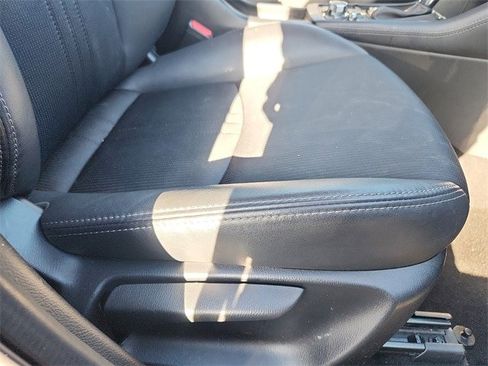 Used 2019 MAZDA CX-3 Touring image 32