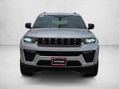 New 2026 Jeep Grand Cherokee L Limited RWD image 6