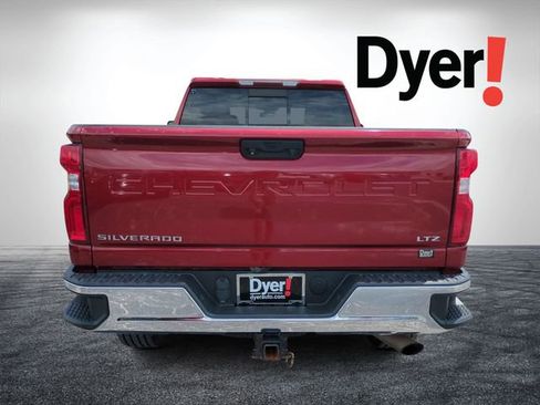 Used 2020 Chevrolet Silverado 2500 LTZ AWD/4WD image 5