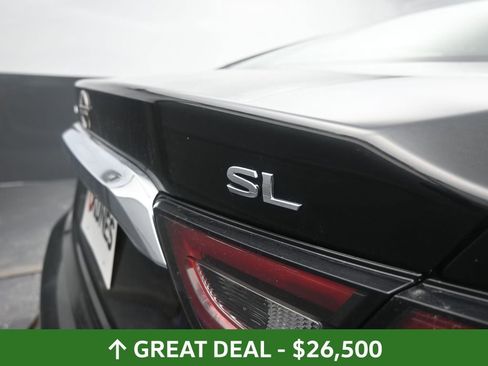 Used 2023 Nissan Maxima SL image 17