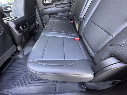 Used 2022 Chevrolet Silverado 1500 LT Trail Boss w/ LT Trail Boss Premium Package AWD/4WD image 21